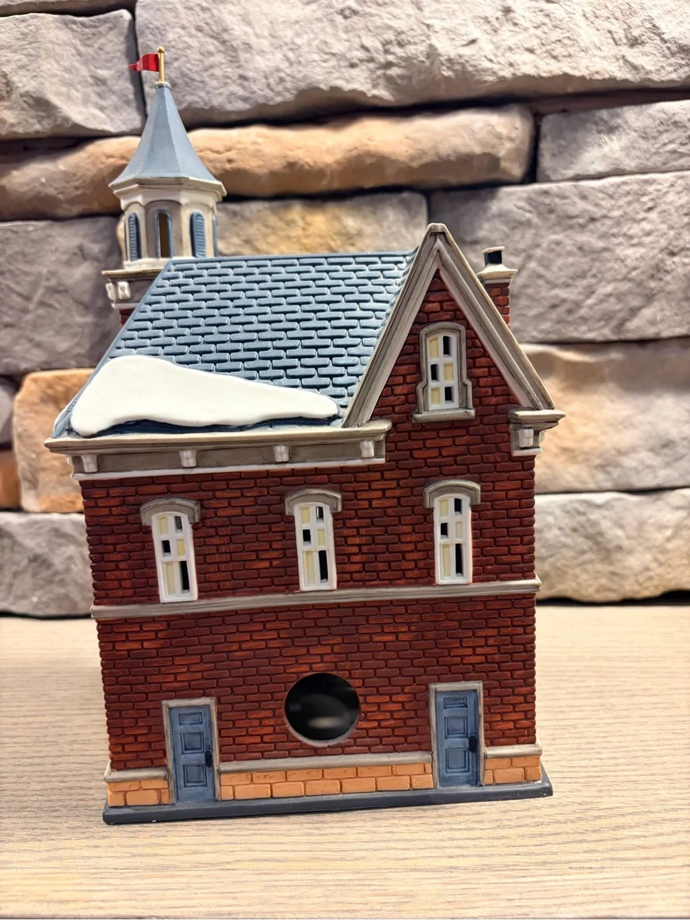 Christmas in the City Department 56-Brighton School